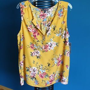 Zac & Rachel sleeveless blouse with floral print NWT